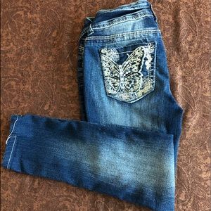 WallFlower.Juniors RhineStoned Insta Stretch Skinny Jeans.